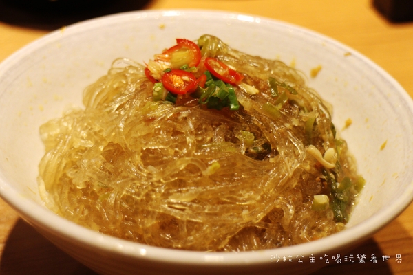 鬼椒一番鍋(三重店):三重小火鍋『鬼椒一番鍋』涮涮鍋/天台廣場/捷運台北橋站