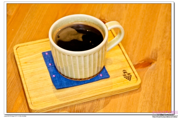 小林冰堂：【美食♥宜蘭】☼ 小林冰堂手作霜淇淋 ☼ 菇菇花園吸睛又美味，到羅東林場必嚐的手作霜淇淋，鮮果霜淇淋濃郁的香氣一吃就難忘！♥♥