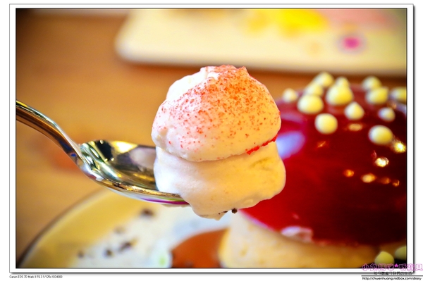 小林冰堂：【美食♥宜蘭】☼ 小林冰堂手作霜淇淋 ☼ 菇菇花園吸睛又美味，到羅東林場必嚐的手作霜淇淋，鮮果霜淇淋濃郁的香氣一吃就難忘！♥♥