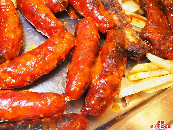 妃黛美式海鮮餐廳：妃黛美式海鮮餐廳，萬聖節搞怪不搗蛋套餐，秋季新菜色還有義式海鮮鍋唷～