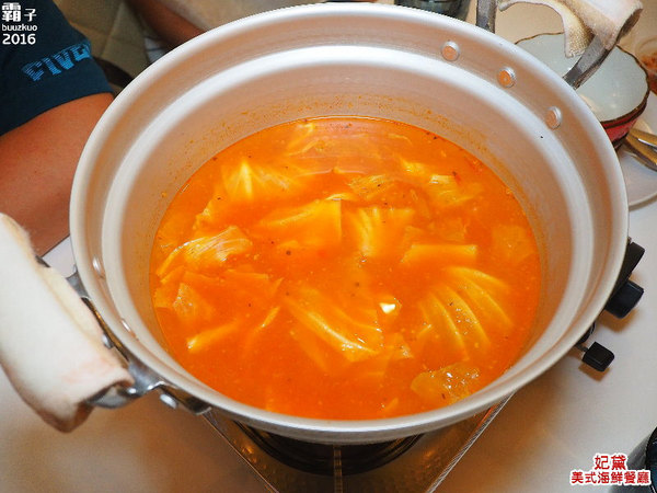 妃黛美式海鮮餐廳：妃黛美式海鮮餐廳，萬聖節搞怪不搗蛋套餐，秋季新菜色還有義式海鮮鍋唷～