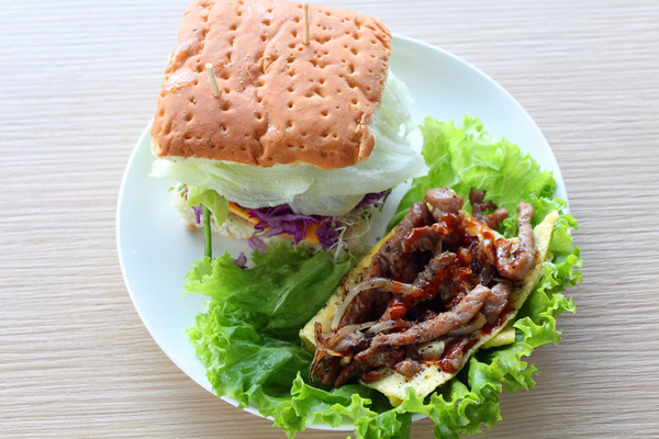 玉置輕熟食.咖啡：[台南]口袋名單早午餐首選 玉置輕熟食.咖啡