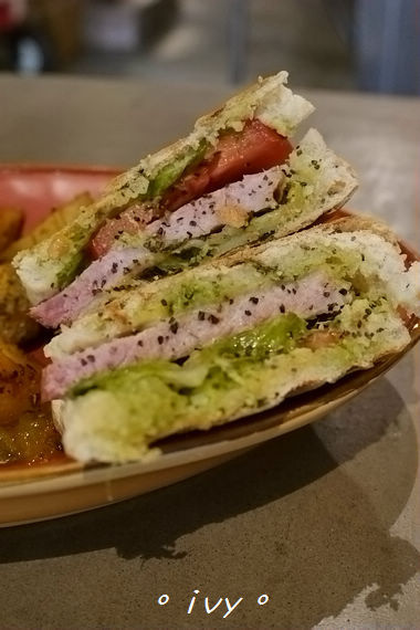 百分之二咖啡:【新竹美食】百分之二咖啡(2/100 Café) ღ 老宅×輕食@下午茶的好地方