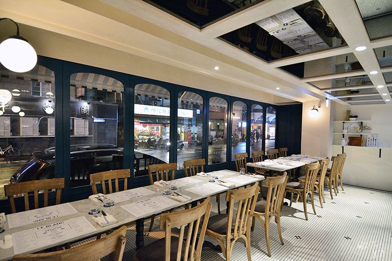 Le Blanc 台北大安路:好吃的10盎司肋眼牛排,整隻波士頓龍蝦餐,捷運忠孝復興站美食餐廳