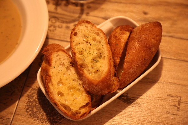 沾米廚房 Jami kitchen：[台南]平價義大利麵。焗烤。燉飯 沾米廚房 Jami kitchen