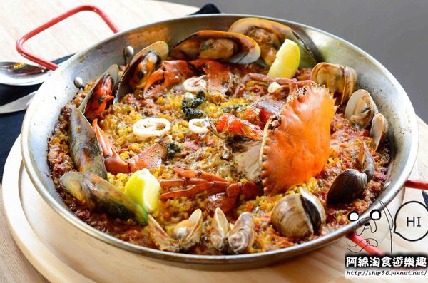 【台南美食】甘簞行瓦MVSA-正統西班牙酒莊餐廳結合台南老屋、文創，用台南在地食材輕揉出異國料理細緻美味．TJGORUP台鉅/藍曬圖文創區/私人招待所/南區