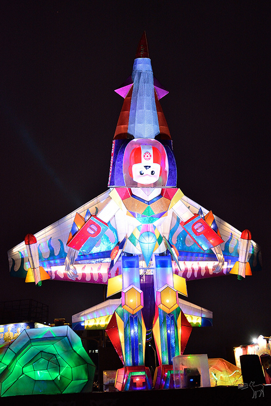 2016桃園燈會:繽紛主副燈,六大主題燈區與寬廣佔地.高鐵桃園站,免費接駁車