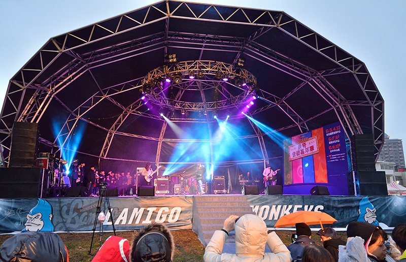 2016桃園燈會:繽紛主副燈,六大主題燈區與寬廣佔地.高鐵桃園站,免費接駁車