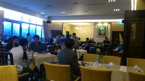 家新大飯店:2012年12月台南自由行之夜宿家新大飯店