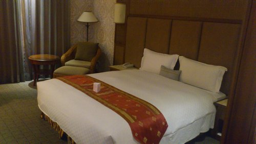 家新大飯店:2012年12月台南自由行之夜宿家新大飯店