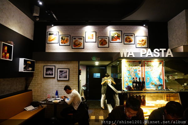 【義磚義瓦義式料理】中山站.中山店給你不一樣的放鬆小酒吧新風格