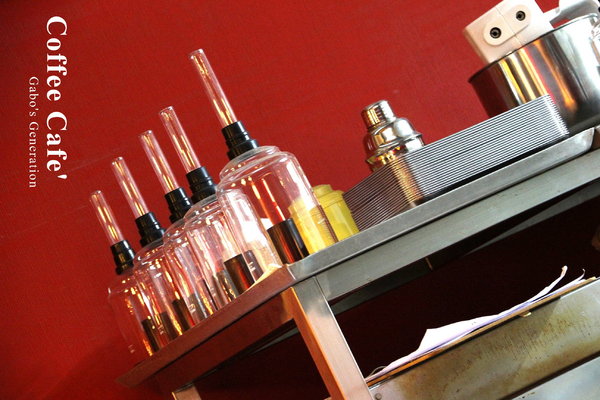 Coffee Cafe' 咖啡珈琲：【台南】Coffee Cafe' 咖啡珈琲，台南首推 ICE BALL！讓你霸氣喝咖啡！