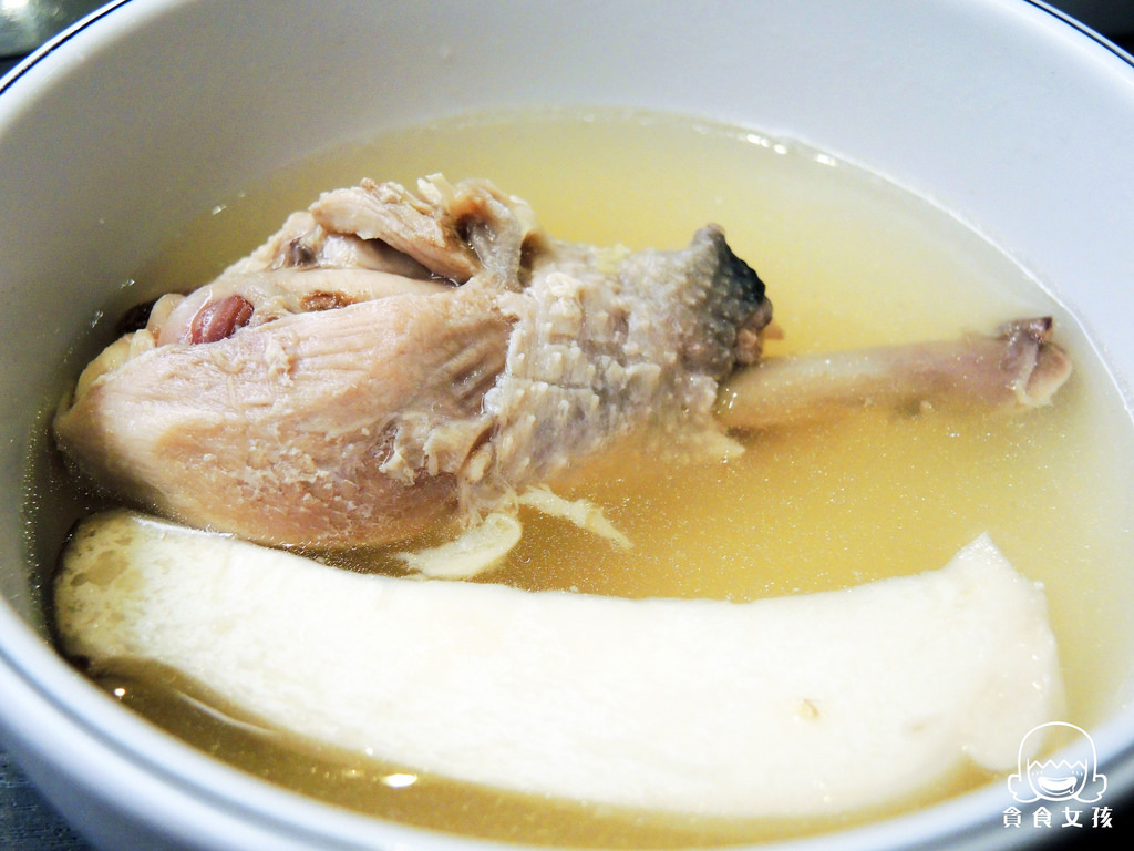 27112119016_c820ba69f6_o