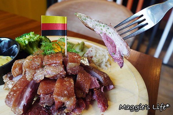 TILLIO提立歐義式餐廳:◆新北八里美食【TILLIO提立歐義式餐廳】道道好滋味高CP值的異國美食料理。義式料理。台北港、八仙樂園、十三行博物館周邊美食。謝師宴。慶生聚會包場(文末優惠)