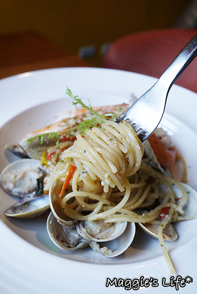 TILLIO提立歐義式餐廳:◆新北八里美食【TILLIO提立歐義式餐廳】道道好滋味高CP值的異國美食料理。義式料理。台北港、八仙樂園、十三行博物館周邊美食。謝師宴。慶生聚會包場(文末優惠)