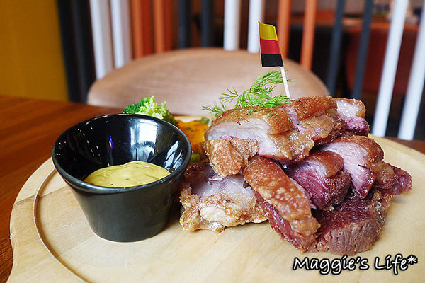 TILLIO提立歐義式餐廳:◆新北八里美食【TILLIO提立歐義式餐廳】道道好滋味高CP值的異國美食料理。義式料理。台北港、八仙樂園、十三行博物館周邊美食。謝師宴。慶生聚會包場(文末優惠)