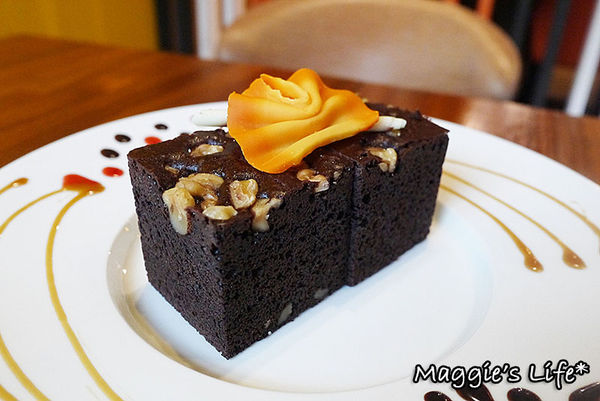 TILLIO提立歐義式餐廳:◆新北八里美食【TILLIO提立歐義式餐廳】道道好滋味高CP值的異國美食料理。義式料理。台北港、八仙樂園、十三行博物館周邊美食。謝師宴。慶生聚會包場(文末優惠)