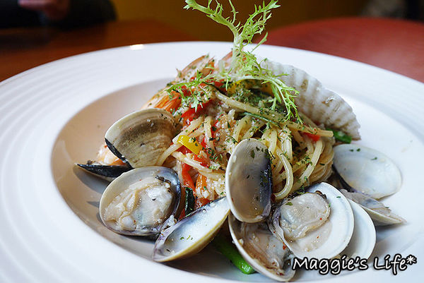 TILLIO提立歐義式餐廳:◆新北八里美食【TILLIO提立歐義式餐廳】道道好滋味高CP值的異國美食料理。義式料理。台北港、八仙樂園、十三行博物館周邊美食。謝師宴。慶生聚會包場(文末優惠)