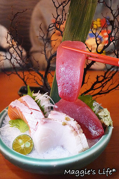 燦爛 和食:◆新店美食。捷運大坪林【燦爛和食】精緻澎派的平價日本料理。燒烤。壽司。居酒屋