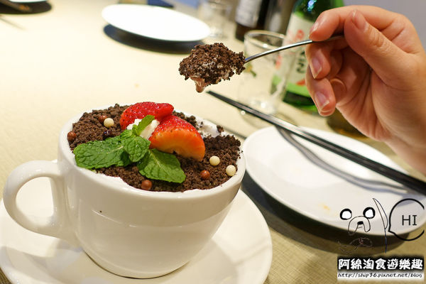 【台北韓式】【北捷台北車站】張君布帳馬車-韓式熱炒可多人分享，來場歡樂聚會吧．彩虹蛋糕/聚餐/中正區/北車美食