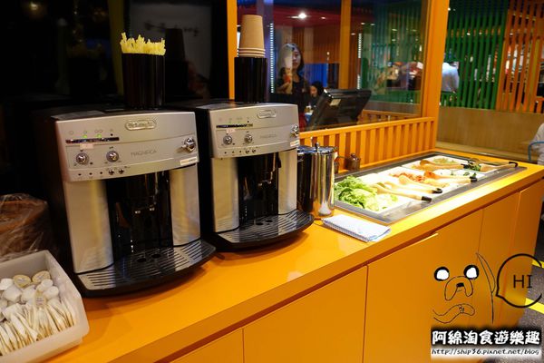 【台北韓式】【北捷台北車站】張君布帳馬車-韓式熱炒可多人分享,來場歡樂聚會吧.彩虹蛋糕/聚餐/中正區/北車美食