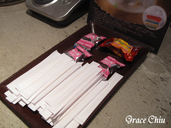 情人糖~辣炒年糕佐飯捲~炒碼麵~張君布帳馬車(展圓)~台北韓式料理%2F台北韓國料理%2F站前韓式%2F站前美食%2F포장마차%2F台北車站商業午餐