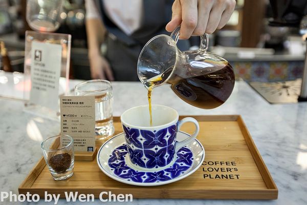 【台北咖啡】【北捷忠孝敦化站】COFFEE LOVER's PLANET 咖啡熱愛者的星球-日系夢幻咖啡廳．甜點/SOGO敦化館/精品咖啡/大安區咖啡店