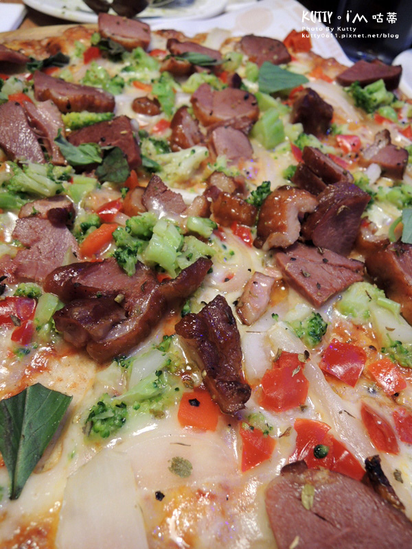 2015-12-22TINO'S PIZZA (20).jpg