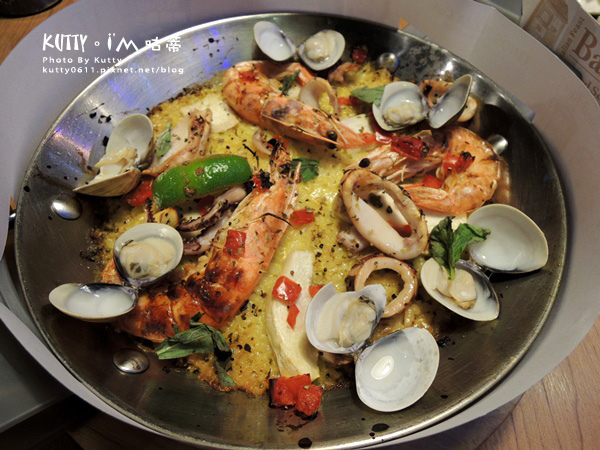 2015-12-22TINO'S PIZZA (17).jpg