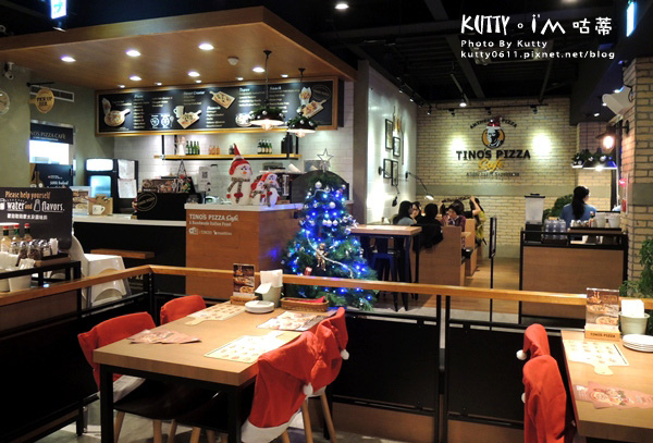 2015-12-22TINO'S PIZZA (14).jpg