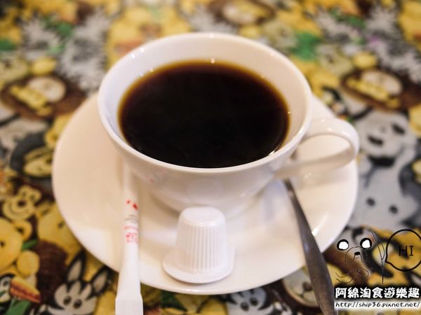 【桃園簡餐】巷弄食堂(原窩在轉角)-鮮乳酪火鍋配料豐富，湯底濃醇夠味．桃園市區/簡餐/火鍋/烏龍麵