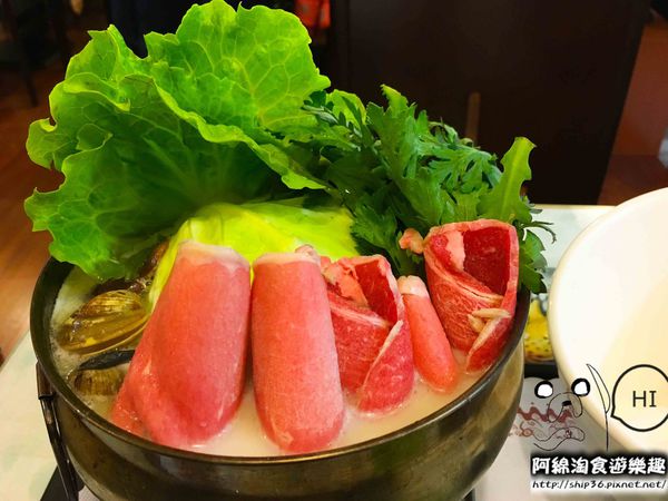 【桃園簡餐】巷弄食堂(原窩在轉角)-鮮乳酪火鍋配料豐富，湯底濃醇夠味．桃園市區/簡餐/火鍋/烏龍麵