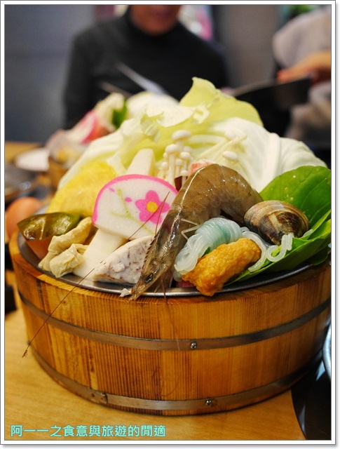 沐也日式涮涮鍋:新莊 沐也日式涮涮鍋 大份量平價肉盤(建議訂位)~大口吃肉好爽快