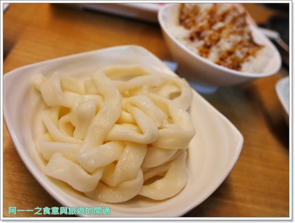 沐也日式涮涮鍋:新莊 沐也日式涮涮鍋 大份量平價肉盤(建議訂位)~大口吃肉好爽快