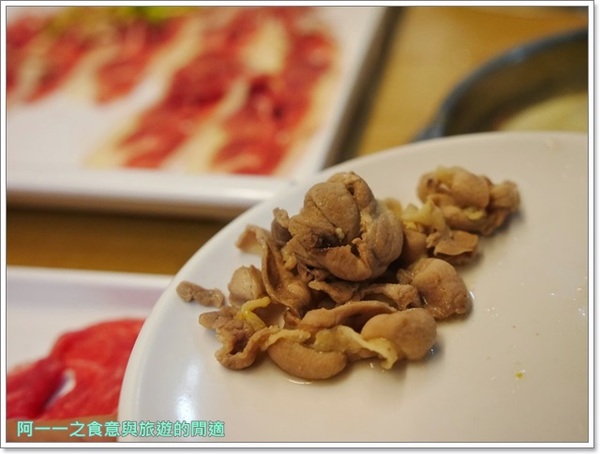 沐也日式涮涮鍋:新莊 沐也日式涮涮鍋 大份量平價肉盤(建議訂位)~大口吃肉好爽快