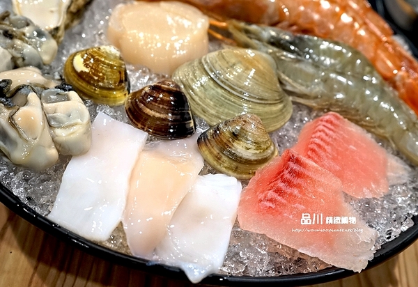 品川精緻鍋物：【板橋火鍋】板橋捷運站週邊美食／火鍋推薦／南瓜牛奶鍋／酸菜白肉鍋 ✿✿ 品川精緻鍋物 ✿✿ （完整菜單）