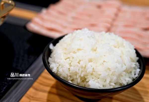 品川精緻鍋物：【板橋火鍋】板橋捷運站週邊美食／火鍋推薦／南瓜牛奶鍋／酸菜白肉鍋 ✿✿ 品川精緻鍋物 ✿✿ （完整菜單）