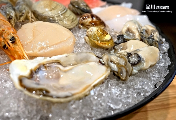 品川精緻鍋物：【板橋火鍋】板橋捷運站週邊美食／火鍋推薦／南瓜牛奶鍋／酸菜白肉鍋 ✿✿ 品川精緻鍋物 ✿✿ （完整菜單）