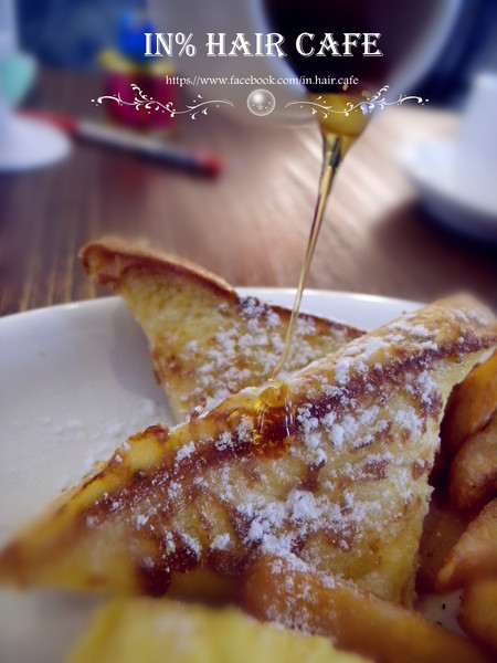 in% HAIR & CAFE(漢中店):【台北市萬華區。咖啡廳】 in% HAIR & CAFE 漢中店 西門町捷運站下午茶推薦 有可愛咖啡造型拉花