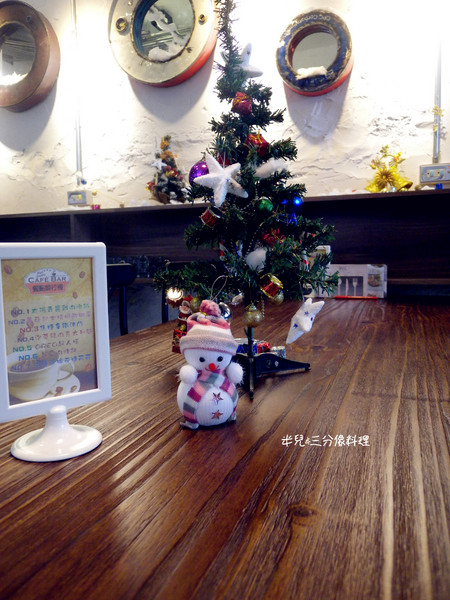 in% HAIR & CAFE(漢中店):【台北市萬華區。咖啡廳】 in% HAIR & CAFE 漢中店 西門町捷運站下午茶推薦 有可愛咖啡造型拉花