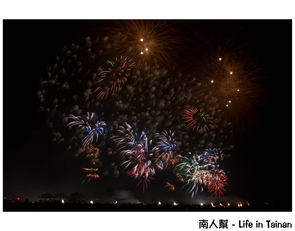 台南正統鹿耳門聖母廟2016花火迎春(國際高空煙火秀)