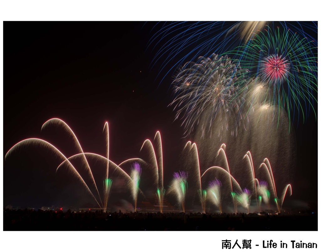 台南正統鹿耳門聖母廟2016花火迎春(國際高空煙火秀)