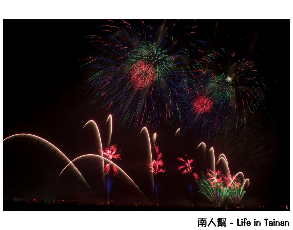 台南正統鹿耳門聖母廟2016花火迎春(國際高空煙火秀)