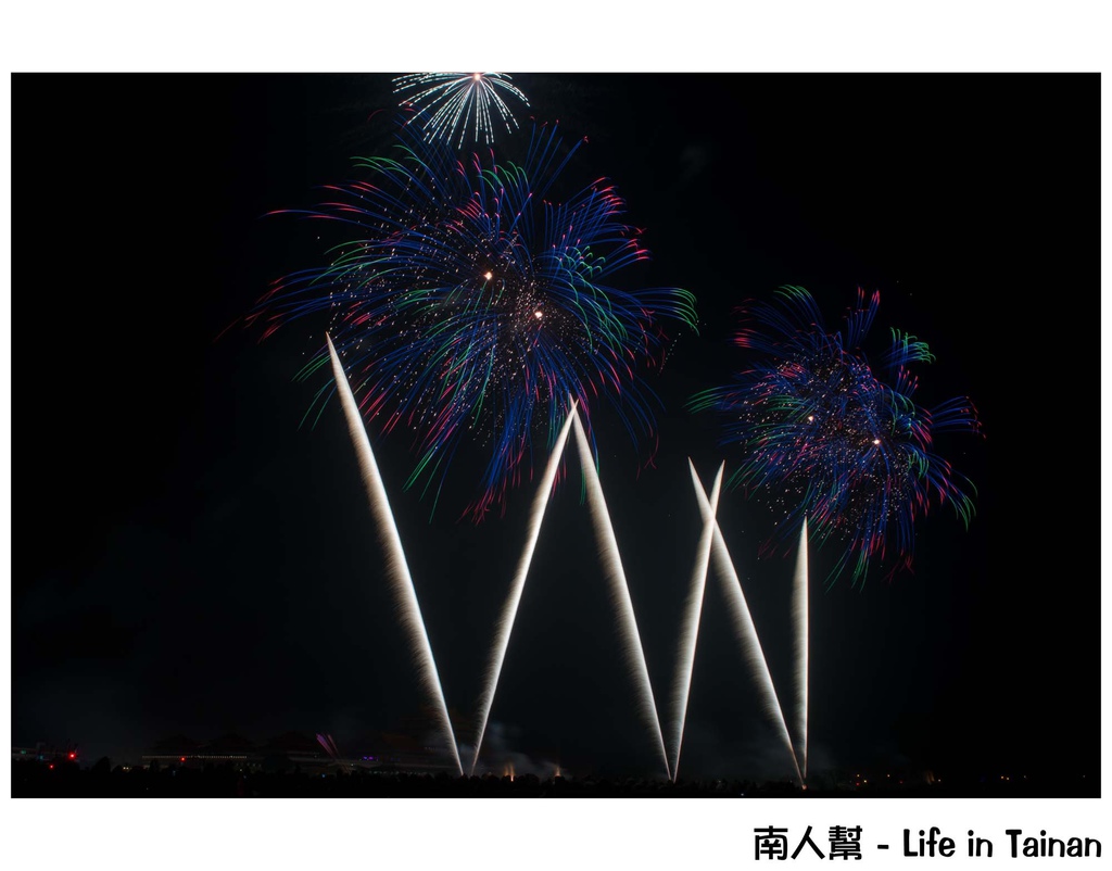 台南正統鹿耳門聖母廟2016花火迎春(國際高空煙火秀)