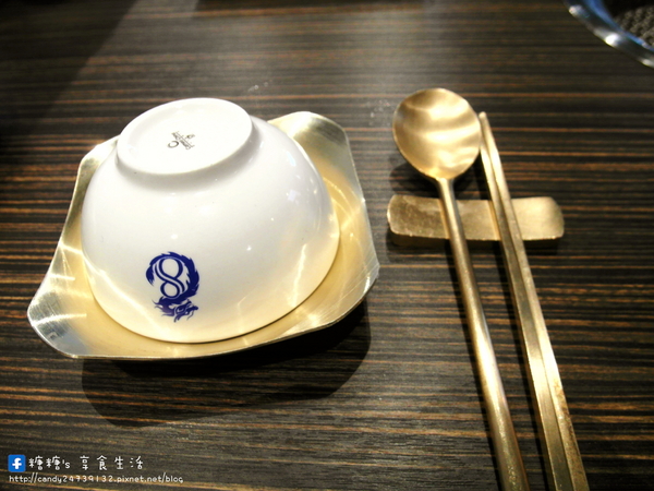 龍八燒肉 黑毛和牛專賣:〖台中│美食〗龍八燒肉 黑毛和牛專賣 ❤ 台中燒肉推薦!!使用頂級安格斯和牛搭配鮮活海鮮,還有韓國夯到不行的雪濃湯!!