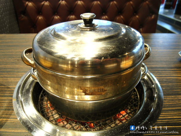 龍八燒肉 黑毛和牛專賣:〖台中│美食〗龍八燒肉 黑毛和牛專賣 ❤ 台中燒肉推薦!!使用頂級安格斯和牛搭配鮮活海鮮,還有韓國夯到不行的雪濃湯!!