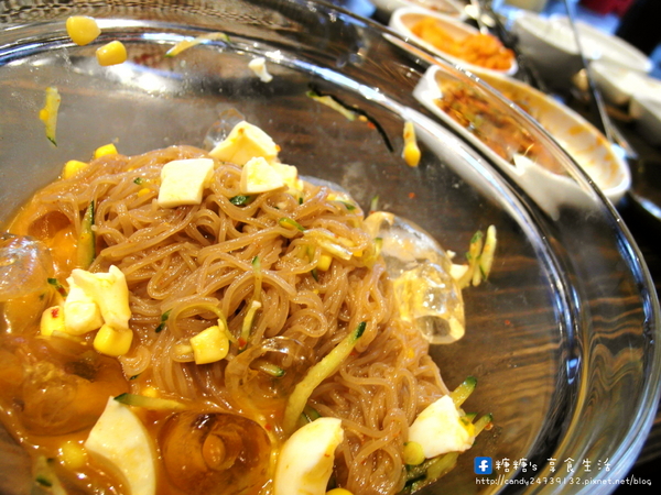 龍八燒肉 黑毛和牛專賣:〖台中│美食〗龍八燒肉 黑毛和牛專賣 ❤ 台中燒肉推薦!!使用頂級安格斯和牛搭配鮮活海鮮,還有韓國夯到不行的雪濃湯!!