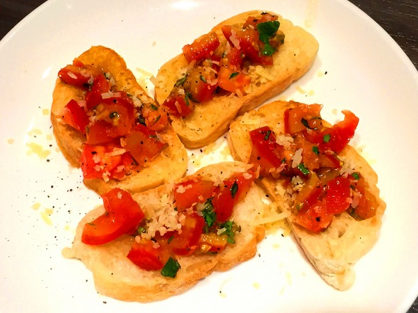 Alleycat's 手工窯烤披薩(誠品新板店Eslite Banqiao):Alleycat's 手工窯烤披薩 (誠品新板店Eslite Banqiao)