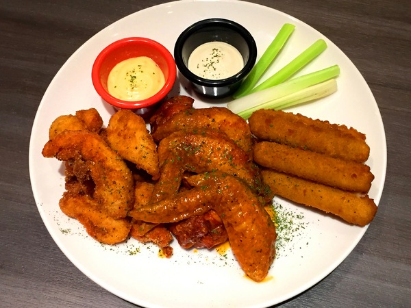 Alleycat's 手工窯烤披薩(誠品新板店Eslite Banqiao):Alleycat's 手工窯烤披薩 (誠品新板店Eslite Banqiao)