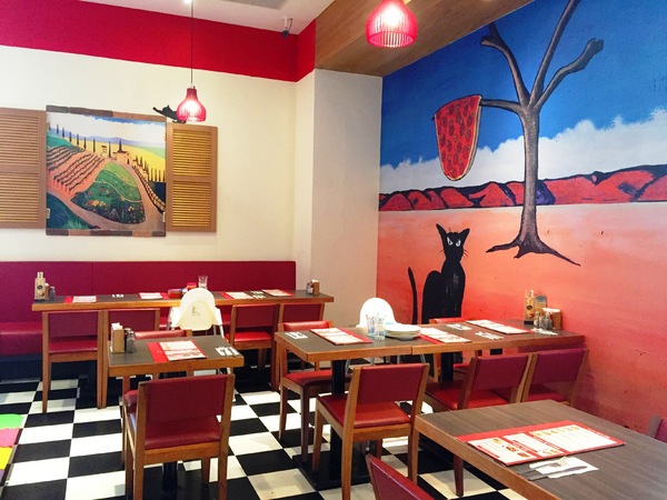 Alleycat's 手工窯烤披薩(誠品新板店Eslite Banqiao):Alleycat's 手工窯烤披薩 (誠品新板店Eslite Banqiao)